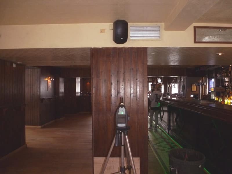 Moris Pub Val d'isere 583